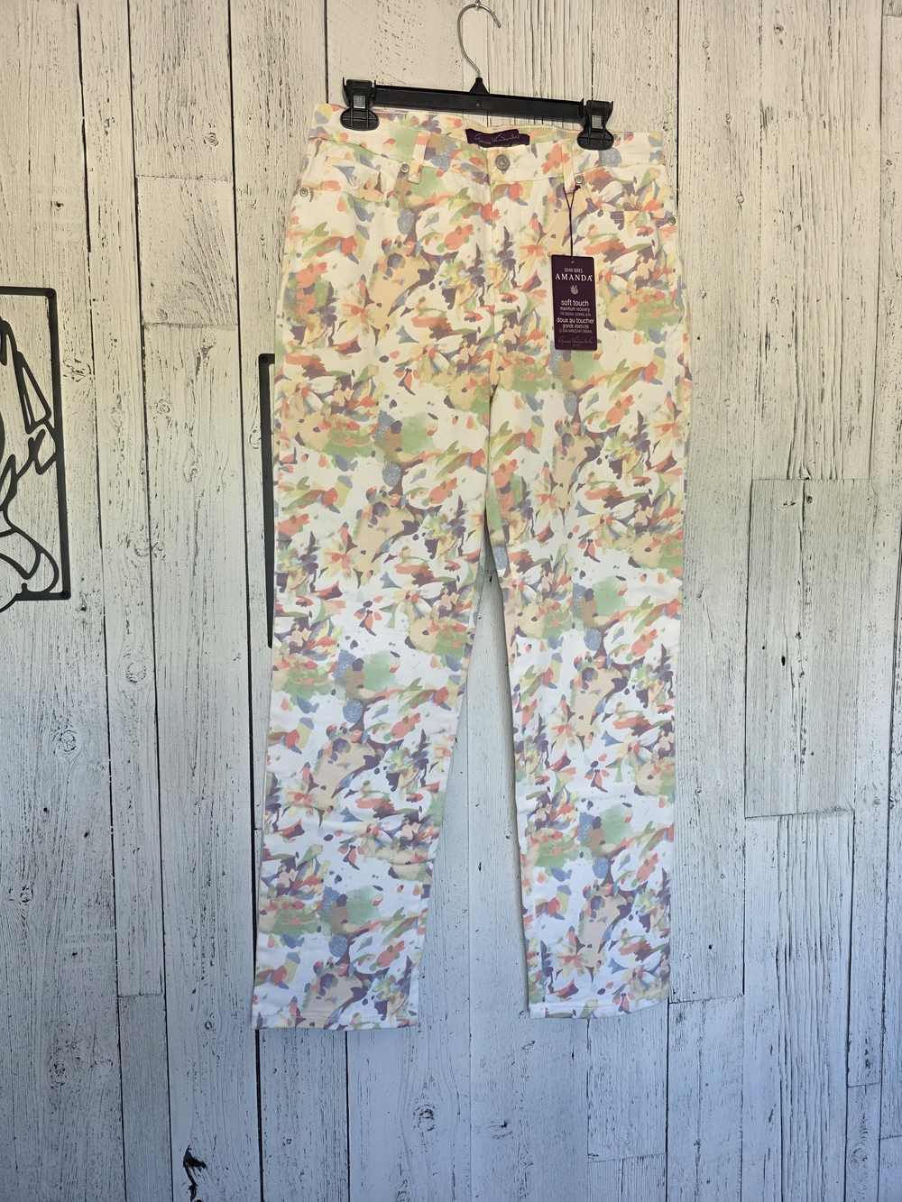 Gloria Vanderbilt Amanda Floral Print Swan Series Jeans NWT Size 10 Soft Touch